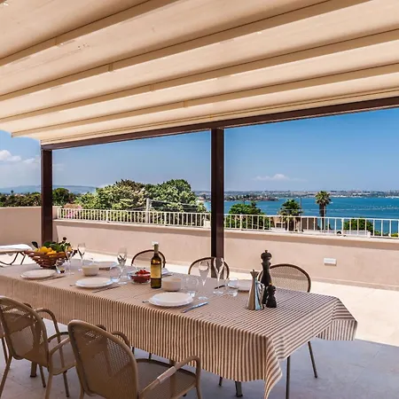 3e - Sea & Ortigia View - Whirlpool Roof Terrace 파뉴사
