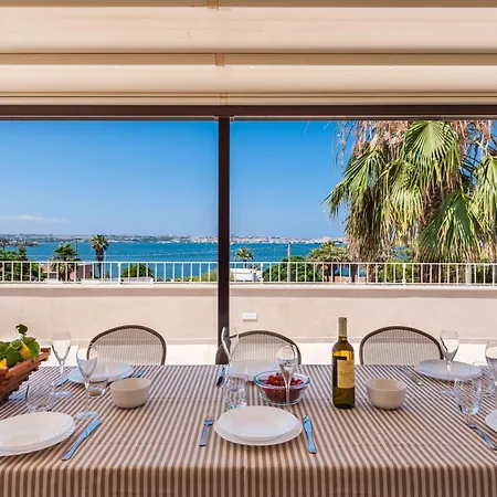 B&B 3e - Sea & Ortigia View - Whirlpool Roof Terrace