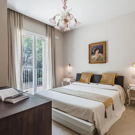 B&B 3e - Sea & Ortigia View - Whirlpool Roof Terrace *